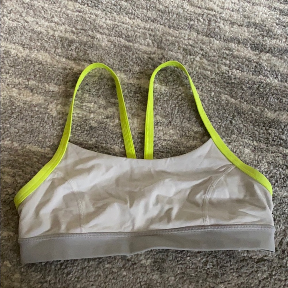 LuluLemon sports bra